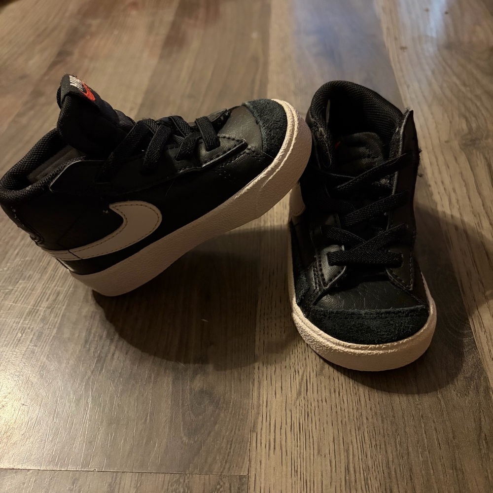 Nike Blazers black toddler sz 5c
